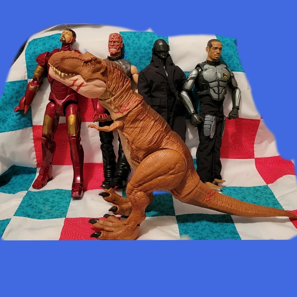Jurassic Park T-Rex and Iron Man Character Figures bundle